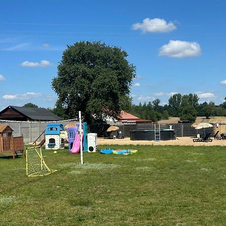 Domek letniskowy 8-osobowy Swietne Zewnętrze zdjęcie