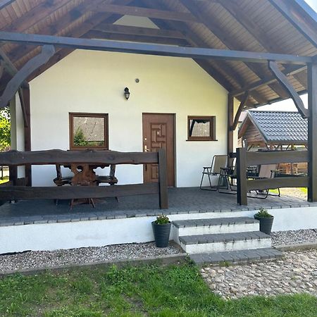 Domek letniskowy 8-osobowy Swietne Zewnętrze zdjęcie